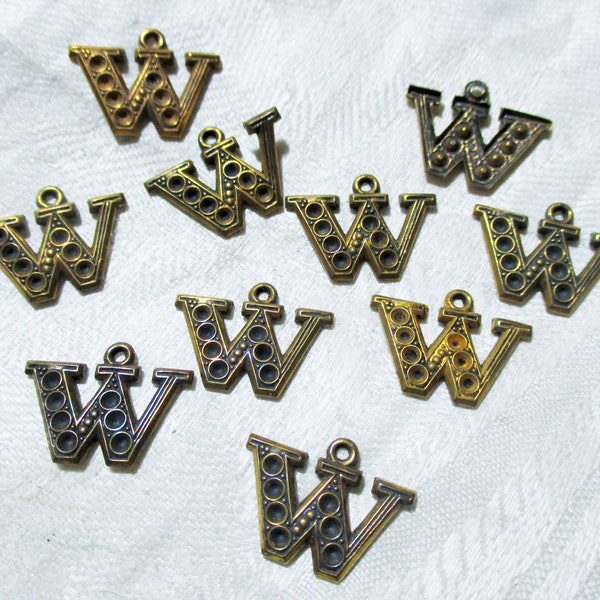 Vintage Monogram Stampings, 1950s Small Letter "W" Charms, Raw Brass Jewelry Findings, Stone Settings, Decorative Trim, 14x12mm, 10 pieces