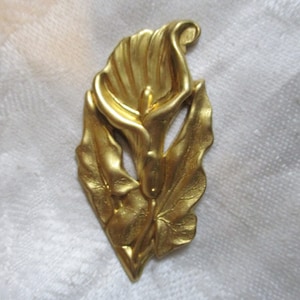 Vintage Bright Gold Tone Brass Art Nouveau Style Lily Flower Stamping/Jewelry Component/Embellishment, 58mm by 29mm, Old Stock, 1 Piece
