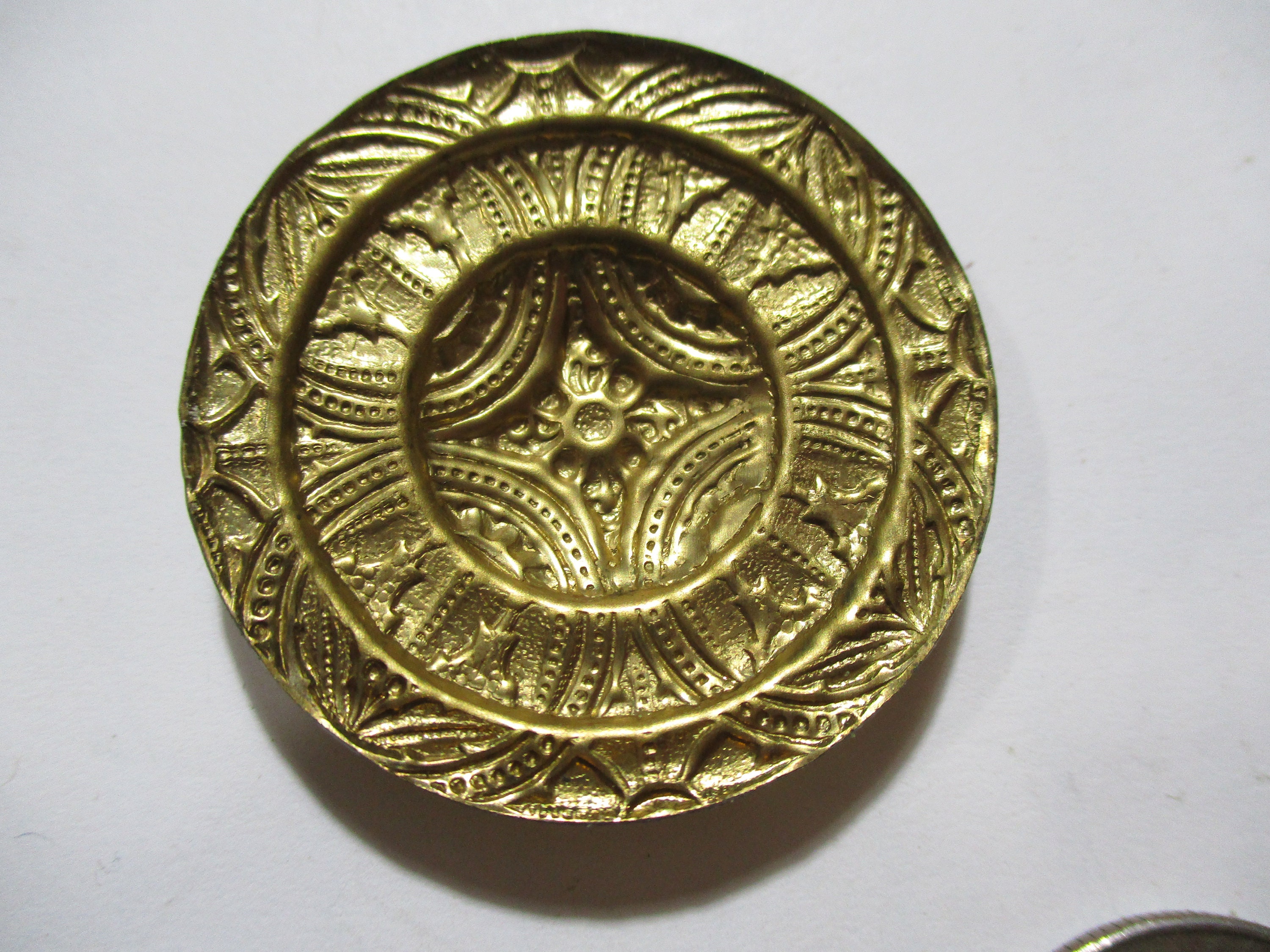 vintage-round-medallion-ornately-detailed-stamped-brass-etsy-uk