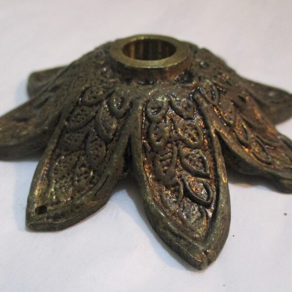 1 Vintage Fancy Cast Brass Lamp Bobeche/Canopy Fitting/Replacement Rosette/Repurpose Component/Hardware, 2 3/4 Inch, 1 Pc.