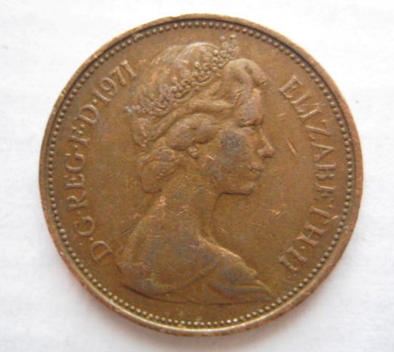 1971 Bronze Coin United Kingdom 2 New Pence Elizabeth II Etsy