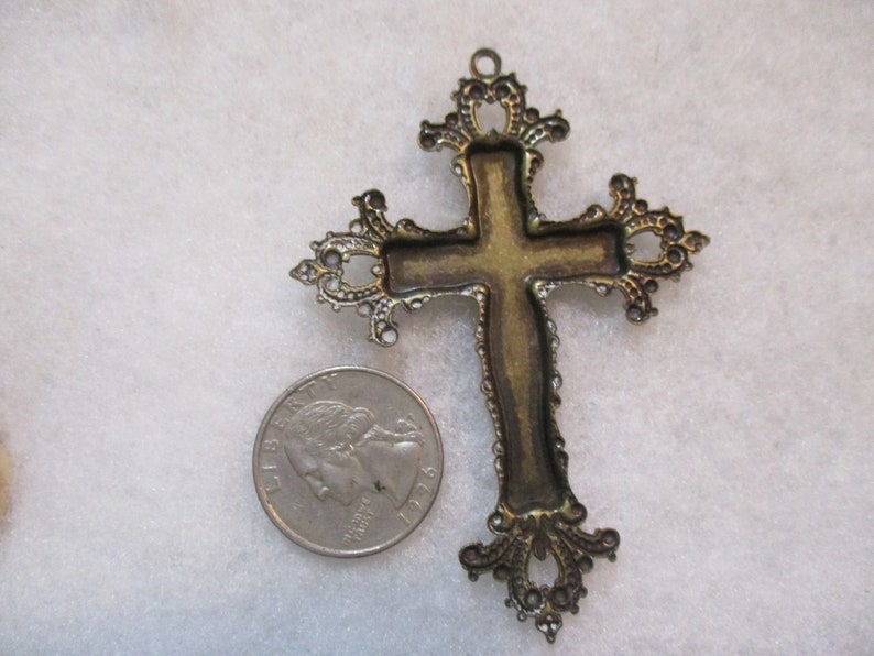 Vintage Antiqued Patina Brass 77mm by 56mm Cross Pendant/Jewelry Component, 1 Piece image 4