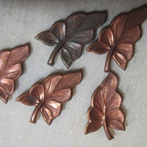 Vintage Leaf Findings, Undrilled, 1950s Art Deco Style Die Struck Raw Brass Leaves, Jewelry or Decorative Embellishments, 28x15mm, 5 pcs.
