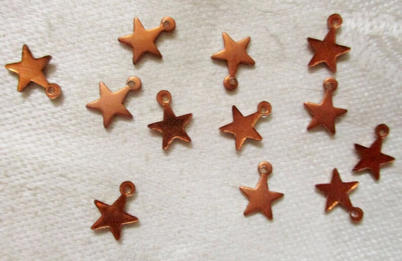 12 Pieces Vintage 1980/'s Celestial Jewelry ComponentsCharmsDrops Stamped Copper Stars Flat 8mm Size 1.25mm Loop Old Studio Stock