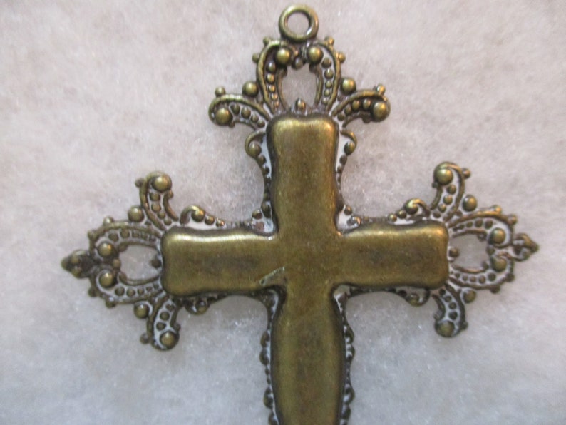 Vintage Antiqued Patina Brass 77mm by 56mm Cross Pendant/Jewelry Component, 1 Piece image 2