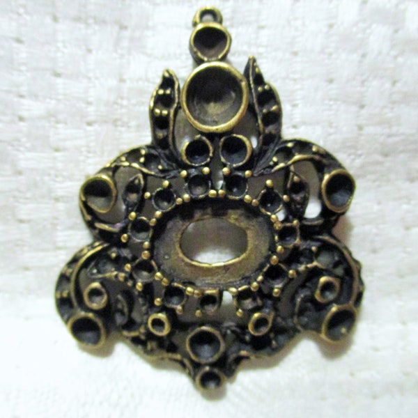 Vintage Pendant/Focal Drop/Jewelry Component, Unfinished Cast Brass, Setting Spaces, One Loop, 44mm by 37mm, 1 Piece