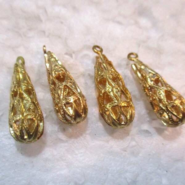 4 Ornate Stamped Brass Filigree Teardrop Bead Drops/Jewelry Components/Earring Dangles, One Top Loop, 18mm by 6mm, 4 Pieces