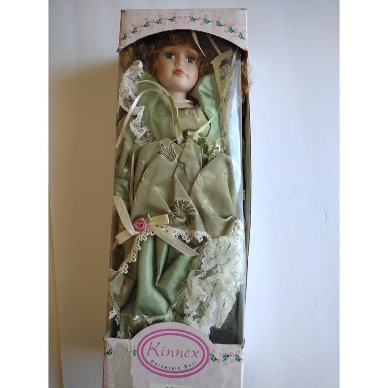 Muñeca de porcelana VTG Kinnex International 2002 Colección Anna imagen 6