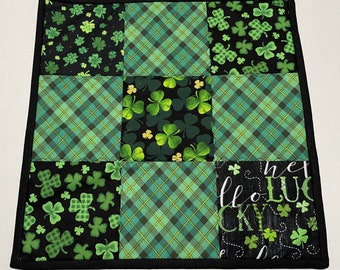 St. Patrick's Day Quilted Table Topper, St Patrick's Day Table Runner, Irish Decor, Quilted Candle Mat, Apple Theme Quilted Table Topper Mat