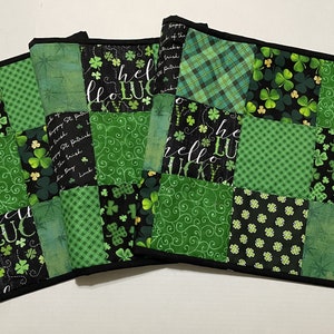 St. Patrick&#39;s Day Quilted Table Runner, St Patrick&#39;s Day Decor, Shamrocks, Irish Quilted Table Runner, Winter Christmas Quilted Table Runner