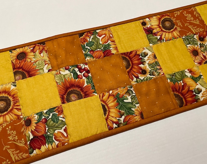 Field of Sunflowers Quilted Blanket NCU0PT215 main image 1