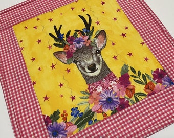 Floral Quilted Table Topper, Deer Theme Quilt, Forest Animal Table Runner, Animal Lover Gift, Spring Flowes Quilted Table Runner