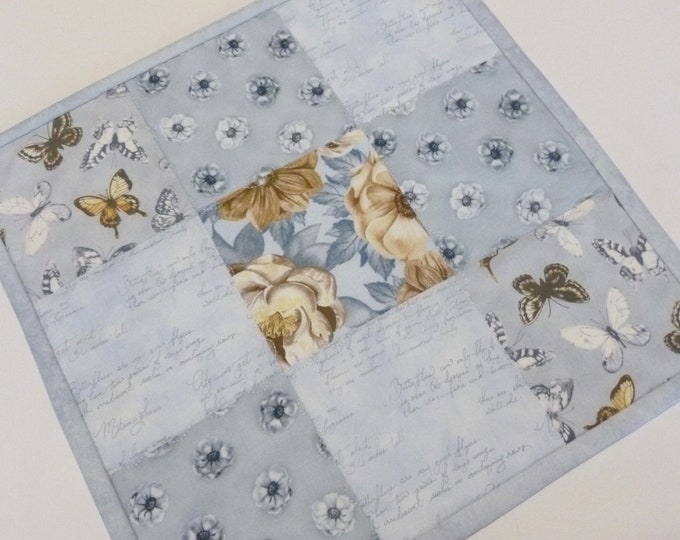 Butterfly Haven Quilted Table Runner NCU0DDK1592