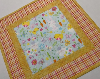 Easter Spring Quilted Table Topper: Bunny, Chicks, Lambs (15 1/4" Square)