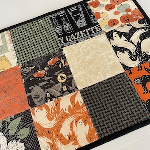 Halloween Quilted Table Runner, Quilted Halloween Table Topper, Halloween Decor, Winter Christmas Quilted Table Runner, 14&quot; x 19&quot;