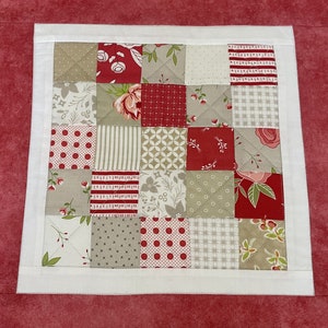 Reading Garden Quilted Table Topper NCU0NNT1389