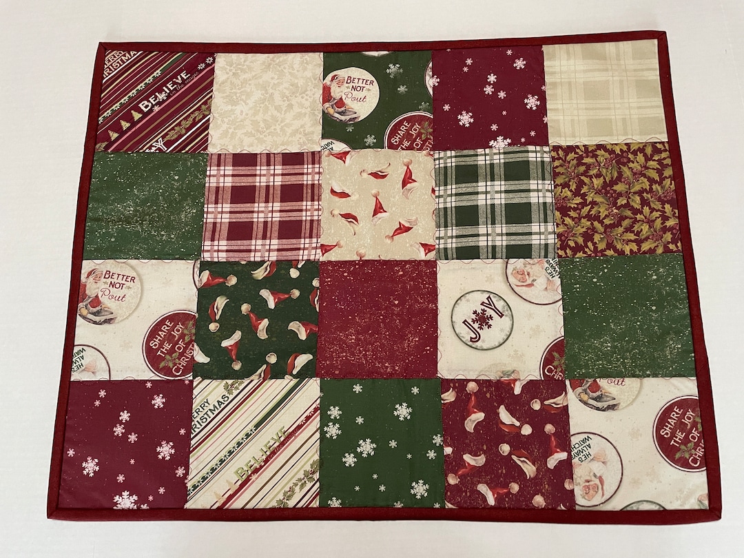 Snowy Christmas Quilted Table Topper NCU0HNH258