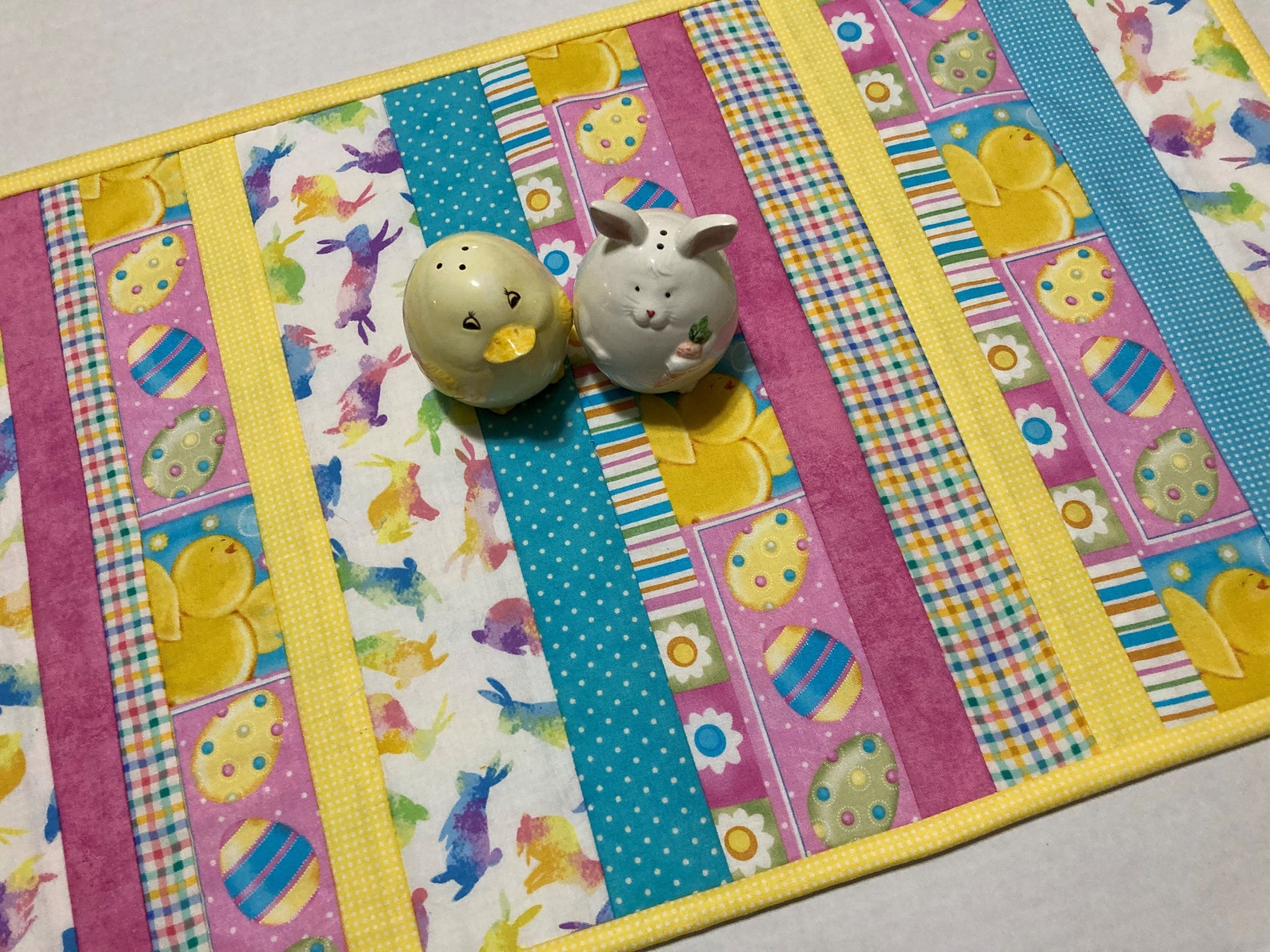 Hoppy Easter Quilted Table Runner GFTOTP5533 main image 1