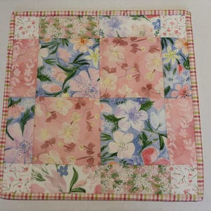 Floral Patchwork Table Topper, Spring Table Mat,  Mini Quilt, Pink Dresser Scarf, (13.5" x 13.5")