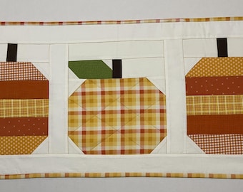 Pumpkin Quilted Table Runner: Fall Thanksgiving Decor (16.25" X 35")
