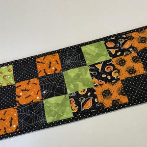 Halloween Quilted Table Runner, Quilted Halloween Table Topper, Patchwork Halloween Table Runner, Christmas Quilted Table Runner, 8&quot; x 30&quot;