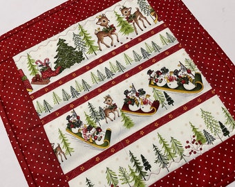 Christmas Quilted Table Topper, Snowman Quilted Table Runner, Reindeer Runner, Retro Holiday Table Topper, Holiday Decor, Fall Table Topper