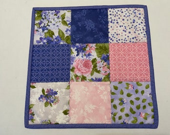 Floral Quilted Table Runner, Quilted Table Topper, Floral Quilted Candle Mat, Dresser Scarf Runner, Spring Table Runner, Mothers Day Gift