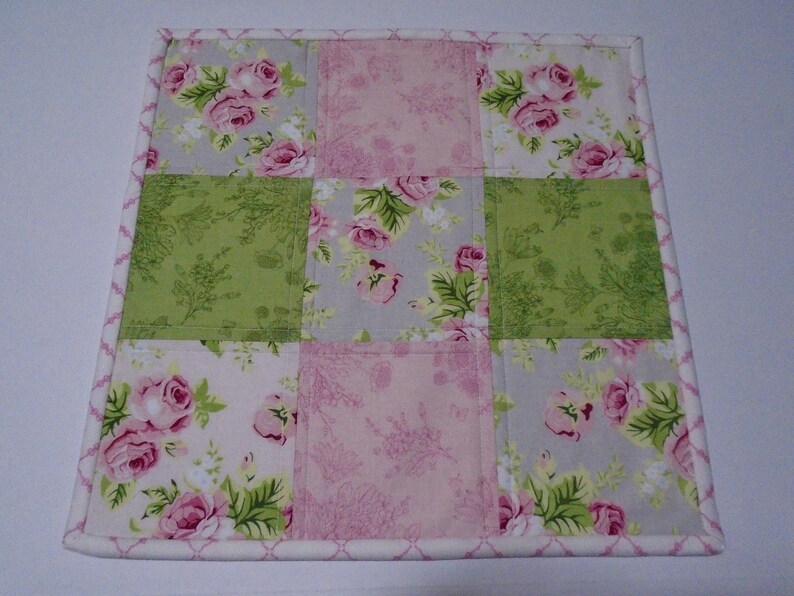 Cottage Chic Table Topper Table Topper Square Quilted Candle Mat