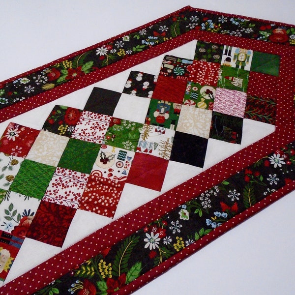 Quilted Christmas Table Runner, Winter Quilted Table Topper, Red Truck Table Runner, Christmas Trees Quilted Table Runner, Country Table Mat