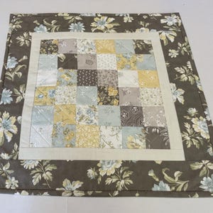 Floral Quilted Table Topper, Cottage Chic Quilted Table Runner, Square Quilted Table Runner, Floral Table Quilt, 19 1/2&quot; x 19 1/2&quot;