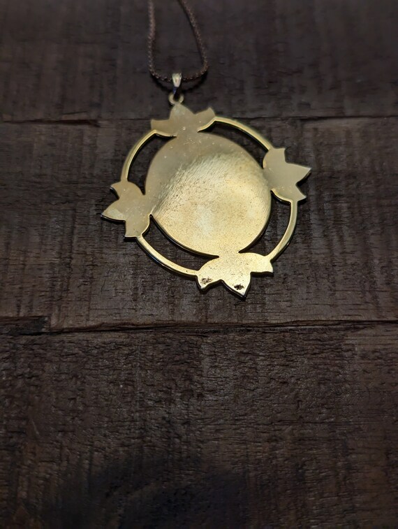Gold 70's Does Art Nouveau Rose Necklace - image 5