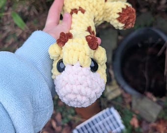 Genny die handgefertigte Giraffe