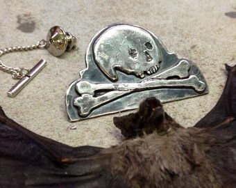 Headstone Skull & Crossbones Tie Pin Brooch