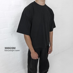 Maglietta oversize in tessuto pesante da 300 g/m², vestibilità comoda