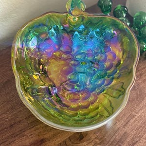 Indiana Glass Iridescent Carnival Glass Bowl – Grape Cluster Pattern – Rainbow Luster – Mid-Century Pressed Glass