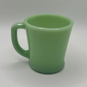 Vintage Fire-King Jadeite D-Handle Mug – Anchor Hocking Jade Green Glass Coffee Cup – Mid-Century Kitchenware