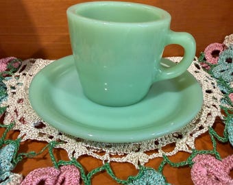 Tazza e piattino extra pesanti Fire King Jade-ite Restaurant, verde vintage - Anello a D