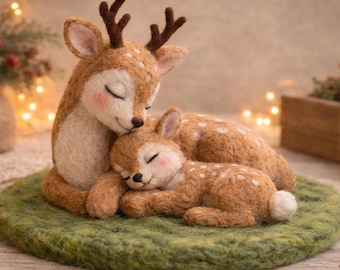 Familia de ciervos de fieltro, figura de ciervo hecha a mano, decoración de mamá y cría de ciervo, regalo de animales del bosque, adorno de ciervo para la habitación del bebé.