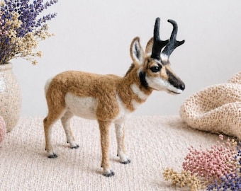 Figura de antílope berrendo de fieltro de aguja, escultura de ciervo de lana hecha a mano, decoración de animales salvajes, regalo de antílope de fieltro personalizado, de 7,6 a 17,8 cm (3 a 7 pulgadas)