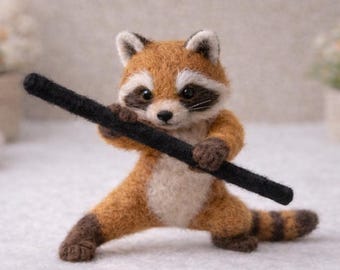 Figura de mapache de fieltro de aguja, decoración de mapache de lana hecha a mano, escultura de animal de artes marciales, lindo regalo, personalizado de 3 a 6 pulgadas.