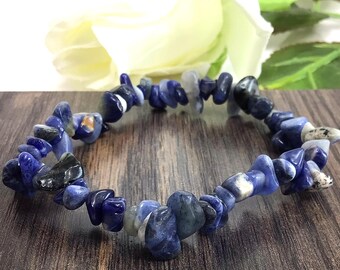 Blue Sodalite Chip Bracelet, Healing Crystal Gemstone, Handmade 7.5"