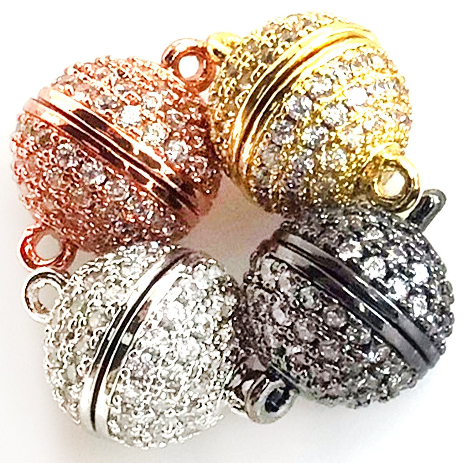 Magnetic jewelry clasps: How can my mom more easily manage the