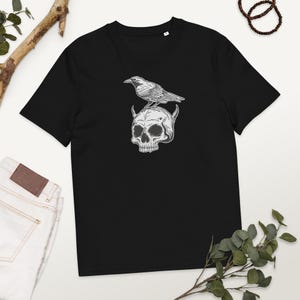 Skull & Raven Unisex Tee – Horned Skull Occult Shirt – Death and Darkness Design