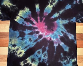 Hand-Dyed Tie Dye Shirt - SWIRLEY - Size M