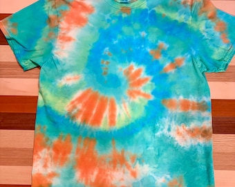 Hand-Dyed Colorful Tie Dye Shirt - SWIRLEY - Size L