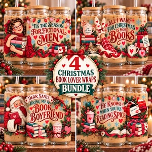 Puede incluir: Cuatro vasos de cristal con tapas de bambú y pajitas, cada uno con ilustraciones navideñas y textos como 'Tis the Season for Fictional Men', 'All I Want for Christmas is More Books', 'Dear Santa, Bring Me a Book Boyfriend' y 'He Knows When You're Reading Spice'.
