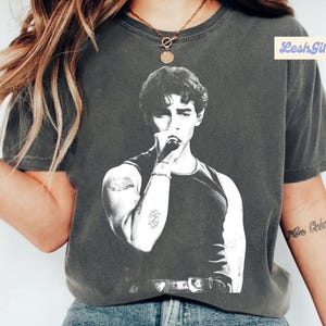 Vintage Joe Jonas Brothers Shirt, 20-jähriges Jubiläum von Jonas Shirt, Jonas20: Grüße von Ihrer Heimatstadt Tour, Jonas Brothers Unisex T-Shirt