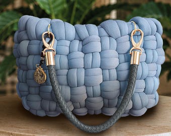 Sky Blue Chunky Knit Handbag, Handmade Woven Purse, Soft Romantic Bag, Everyday Shoulder Bag