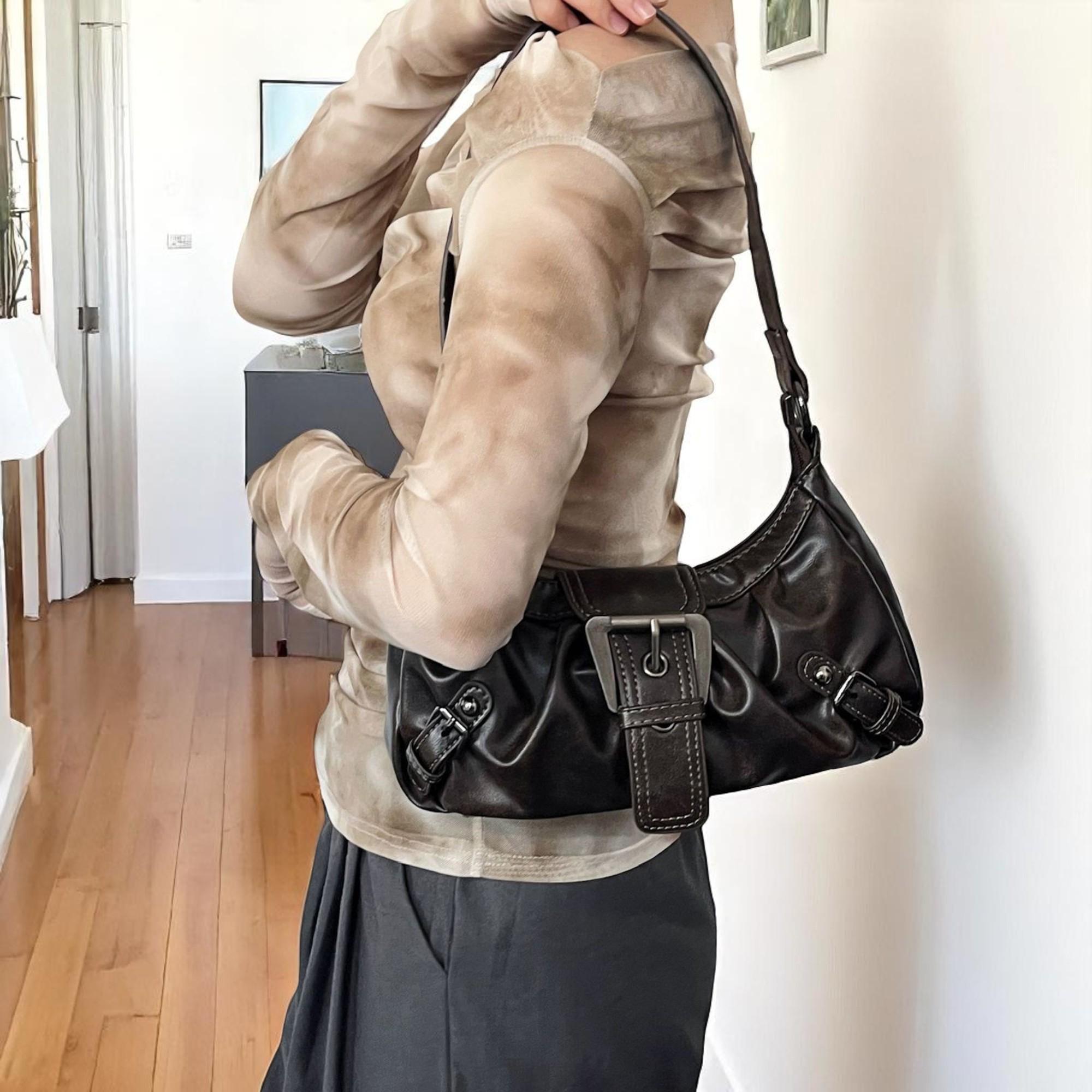 バッグ archive grunge studs shoulder bag brown archive grunge studs shoulder bag brown - メルカリ