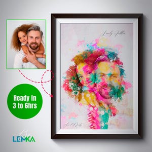 Peut inclure: Portrait aquarelle encadré d'un père et d'un enfant, avec des éclaboussures vibrantes de rose, de jaune et de bleu. Les mots "Lovely Father" et "Sweet Daddy" sont écrits sur l'œuvre. Une petite image et le texte "Ready in 3 to 6 hrs" sont également présents.
